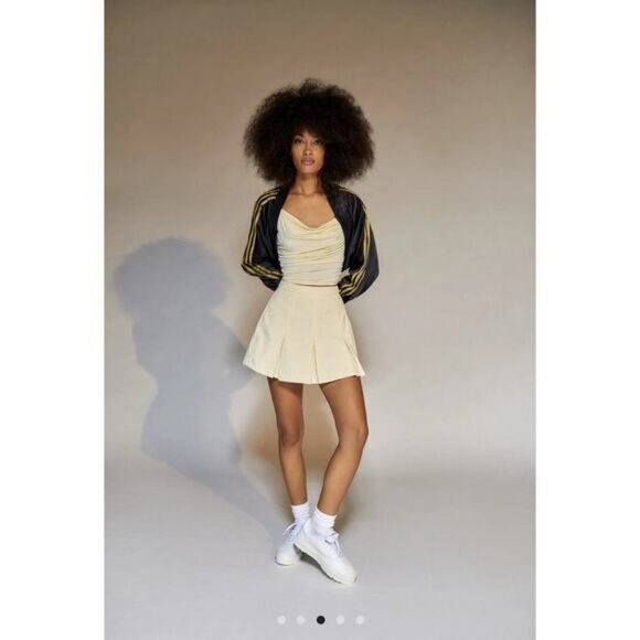 NWT BDG Urban Outfitters Corduroy Pleated Mini Skirt Sz XS Ivory - Picture 3 of 9